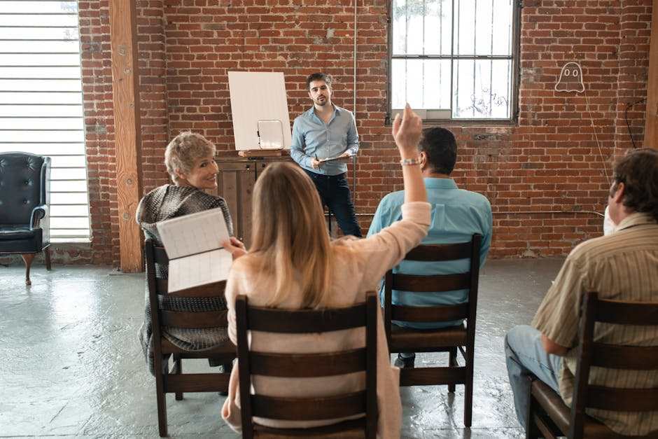 Coaching and Mentoring in Organizations